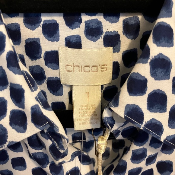 Chico’s No-Iron Blouse Sz 1 (8) “Blue Grotto” style - Picture 2 of 7